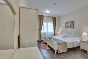 Royal Hotel
